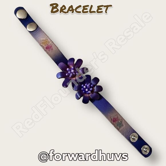Bundle Sale 3 for $15 | Floral Purple Leather | Snap Bracelet - Picture 4 of 10